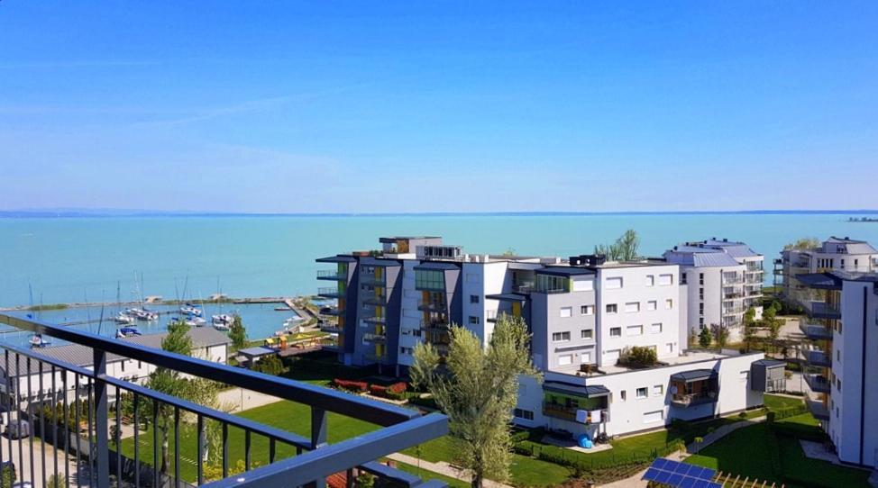 Appartement Nett Apartman à Siófok Extérieur photo
